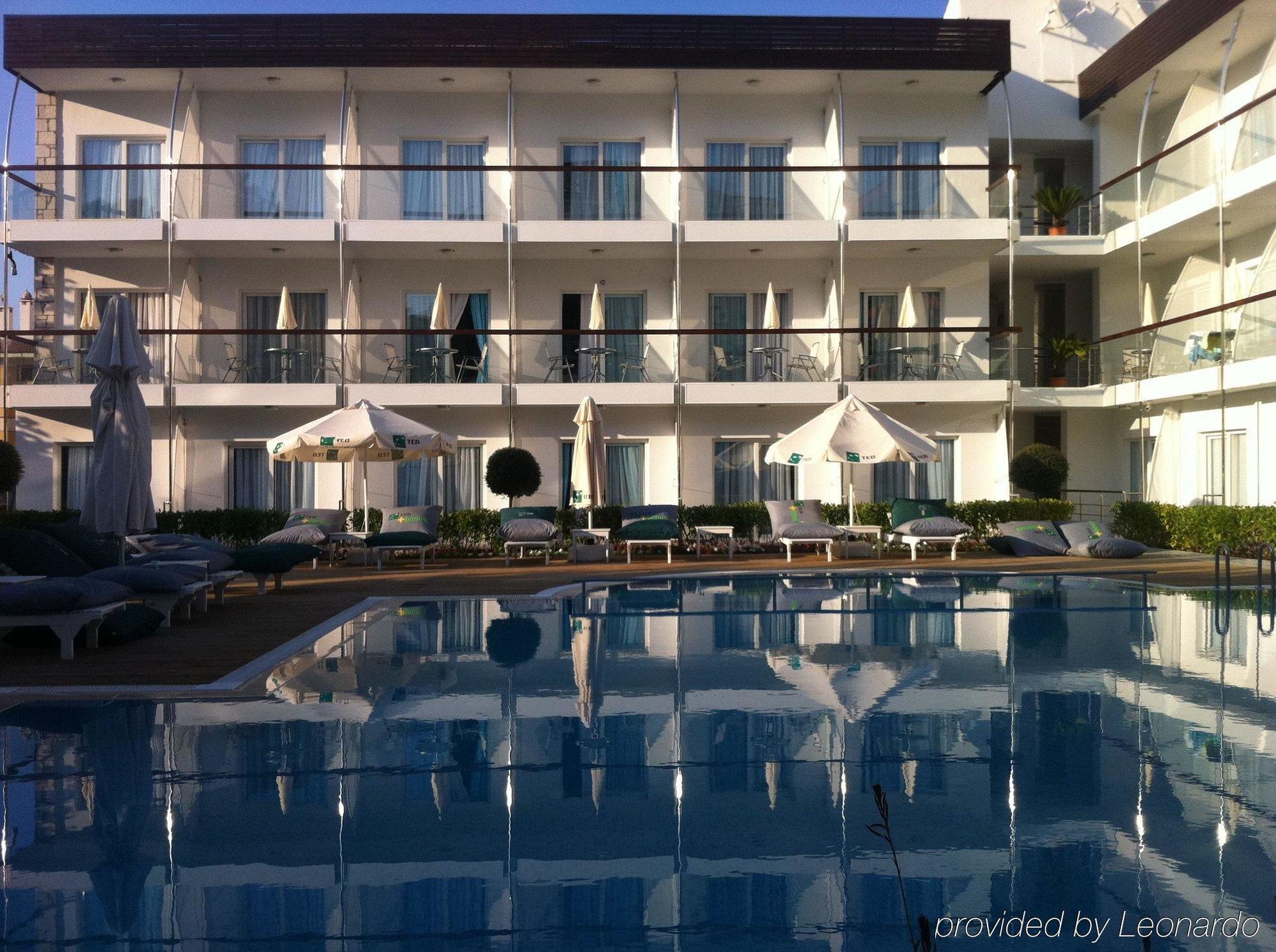 Otel Yeni Çeşme Exterior foto